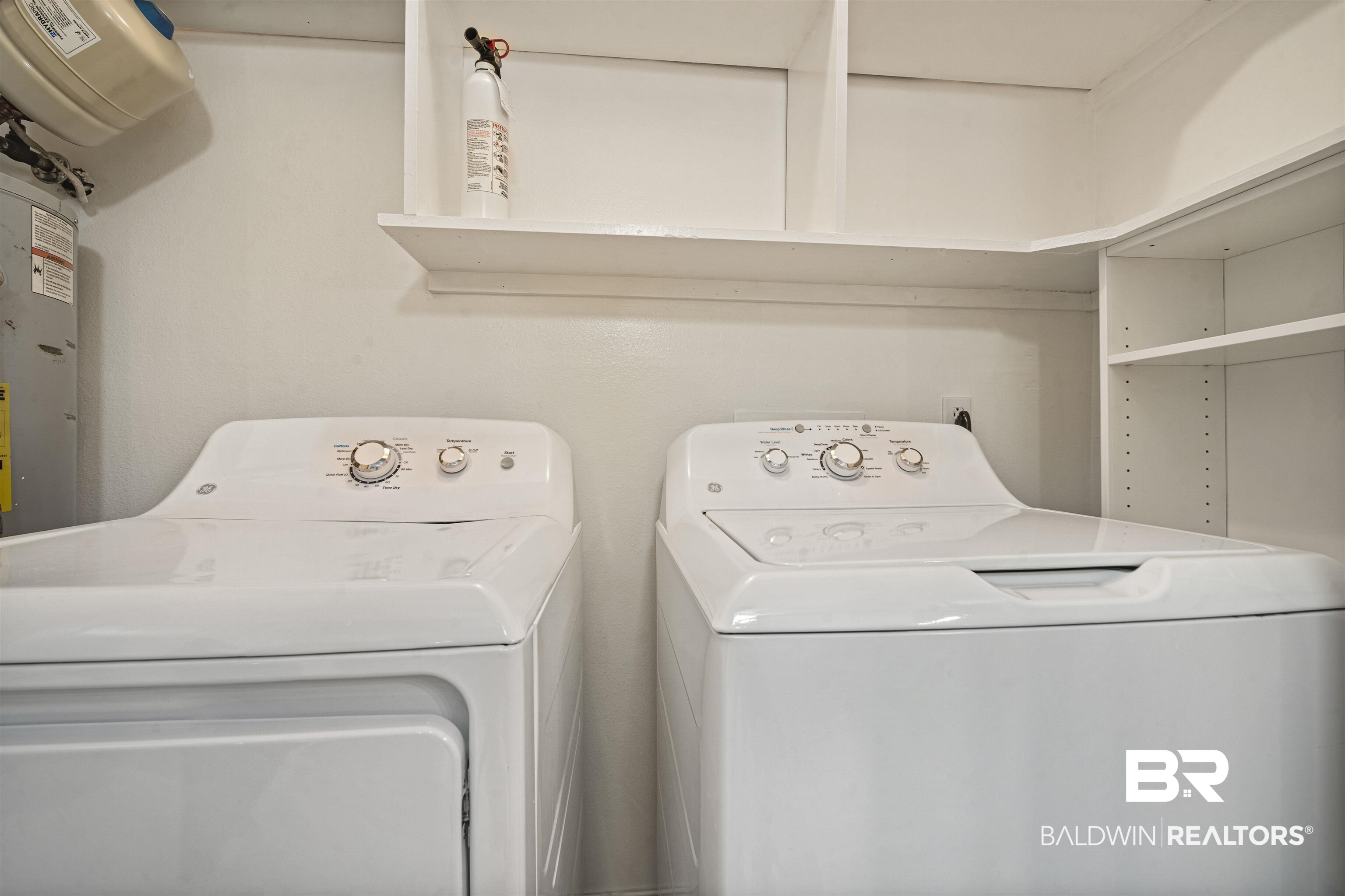 17 Cobblestone Way West Mobile, AL 36608 - Photo 23 of 30 Laundry Room