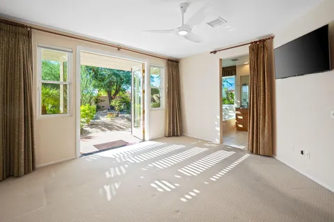 a view of a livingroom with an empty space