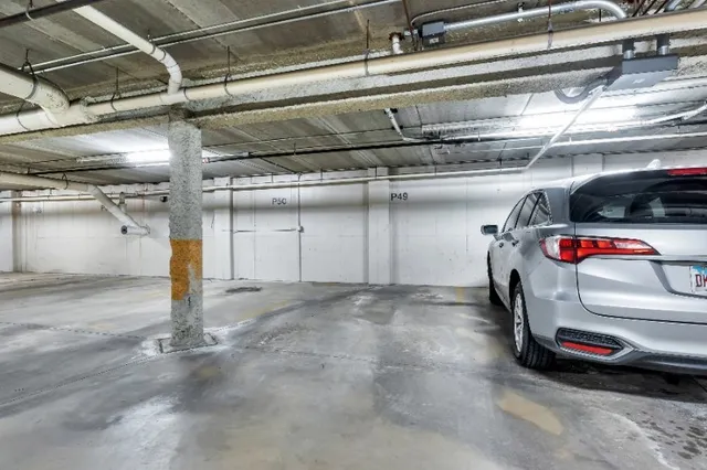 $1,450 | 57 East Hattendorf Avenue, Unit 206, Roselle, IL 60172