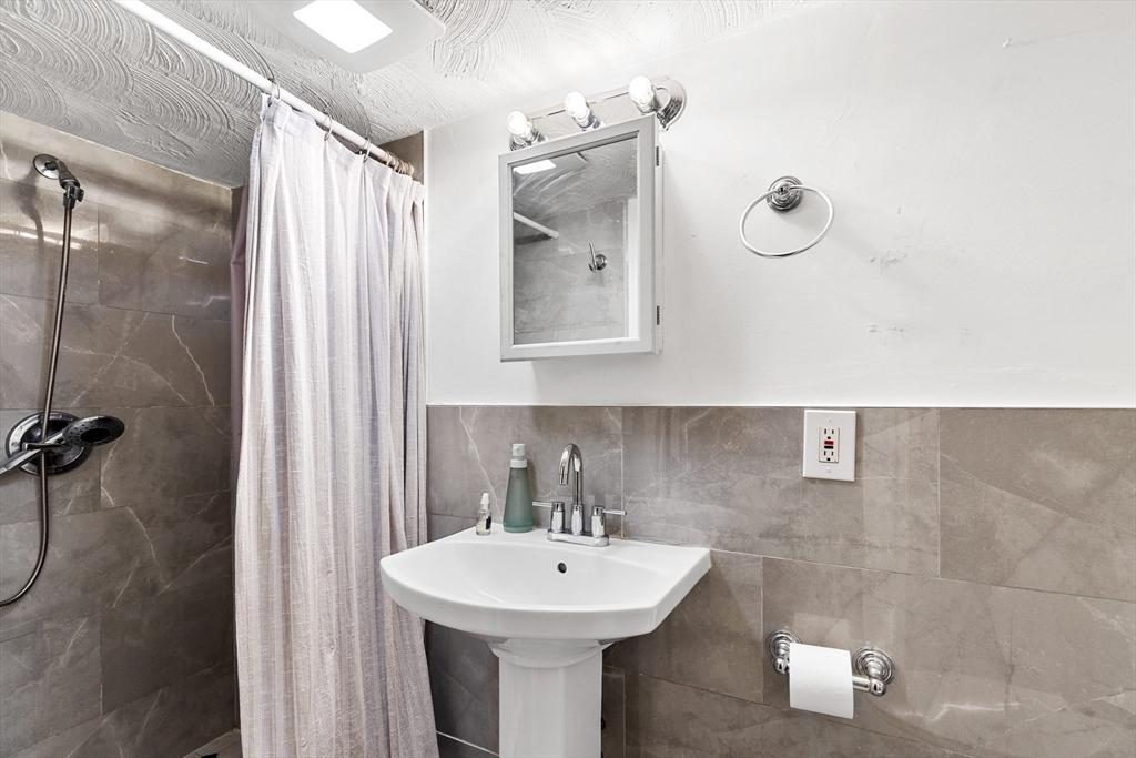 3 Lander Street Lynn, MA 01902 - Photo 22 of 25