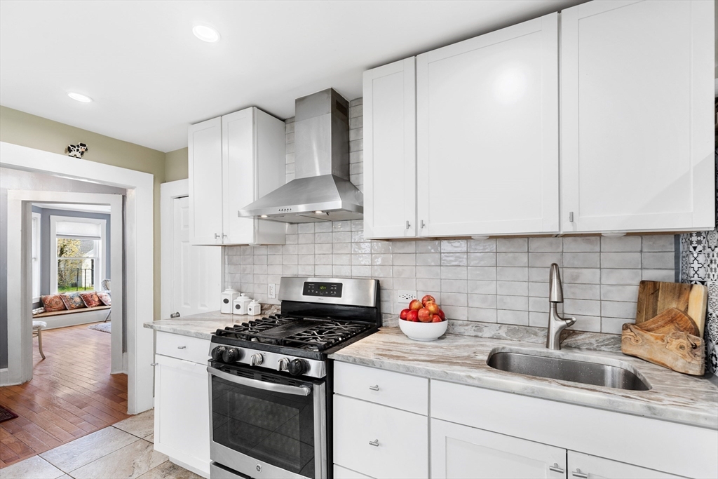 3 Lander Street Lynn, MA 01902 - Photo 7 of 25