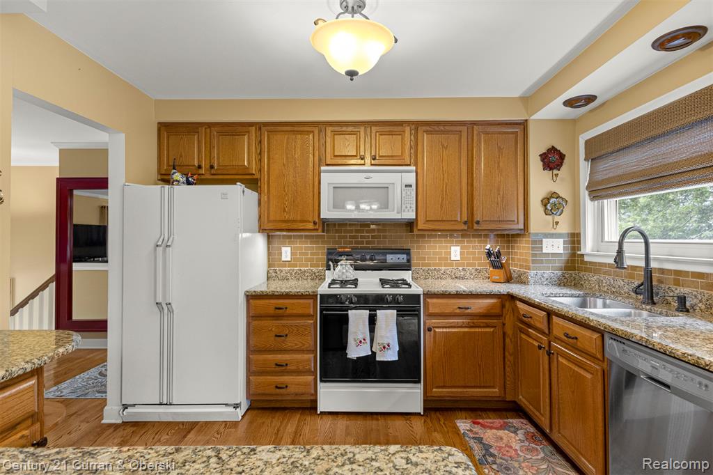 6114 Raintree Drive Canton, MI 48187 - Photo 7 of 24