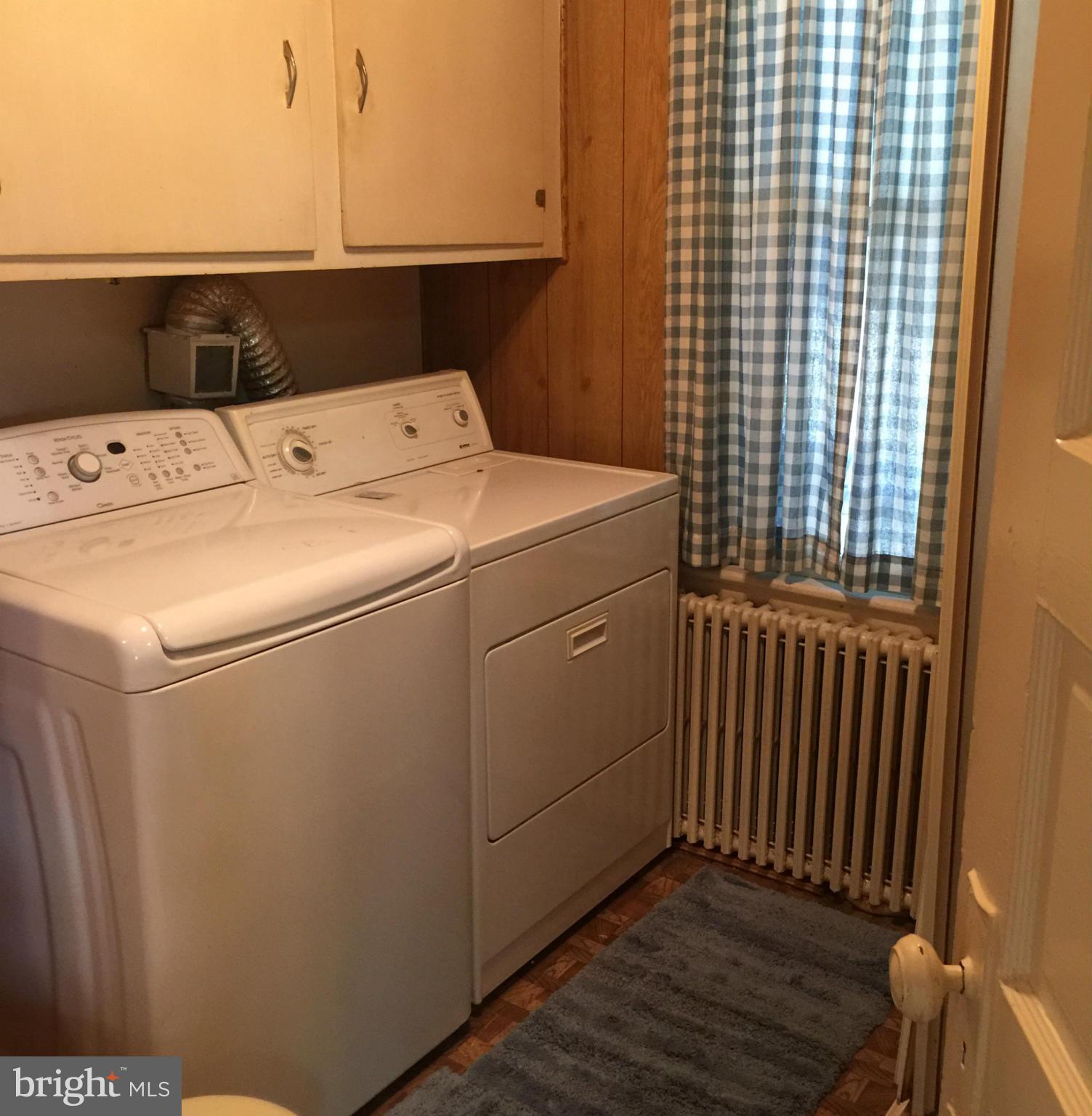 2880 Hallowing Point Road Prince Frederick, MD 20678 - Photo 12 of 30 Separate Laundry and Bath on Main Level.