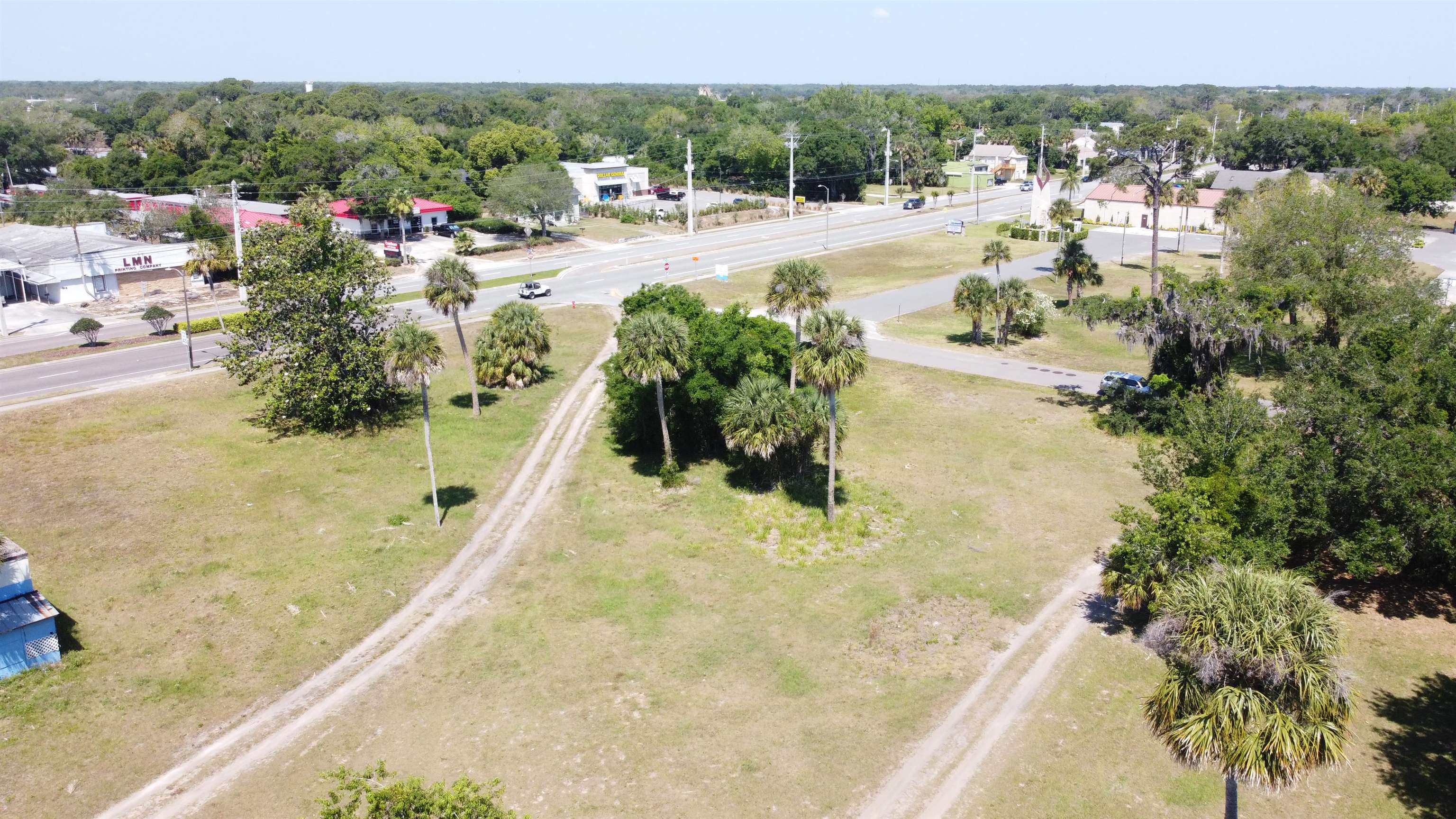 106 Lamont Street Edgewater, FL 32132 - Photo 17 of 21 a view of a swimming pool with a yard