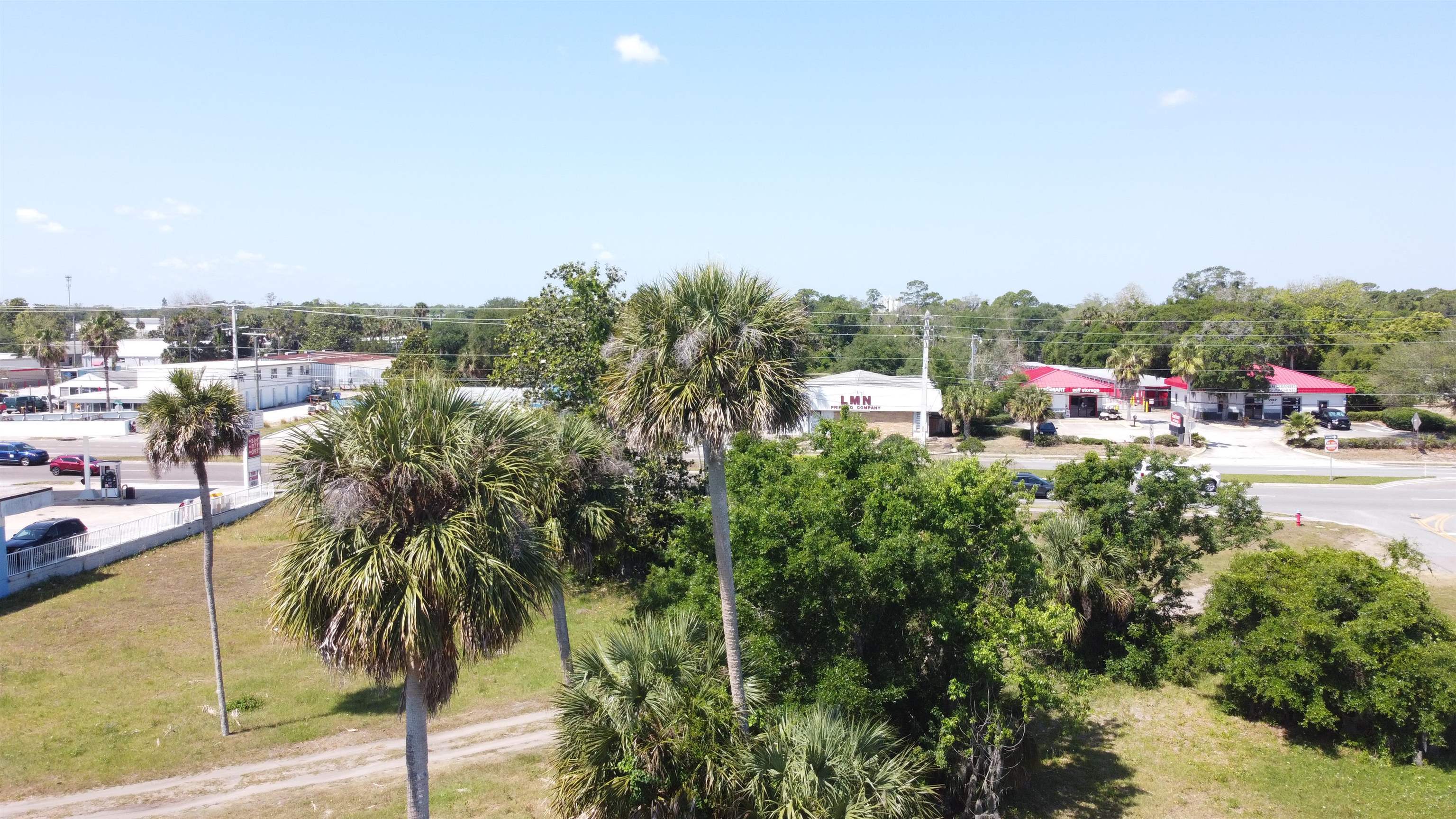 106 Lamont Street Edgewater, FL 32132 - Photo 4 of 21 a view of a city