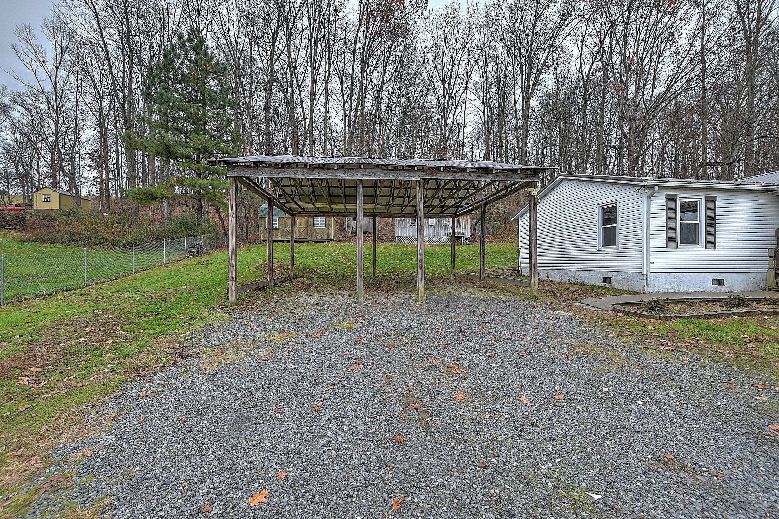 939 Sinking Springs Road Midway, TN 37809 - Photo 5 of 45 939 Sinking Springs-4