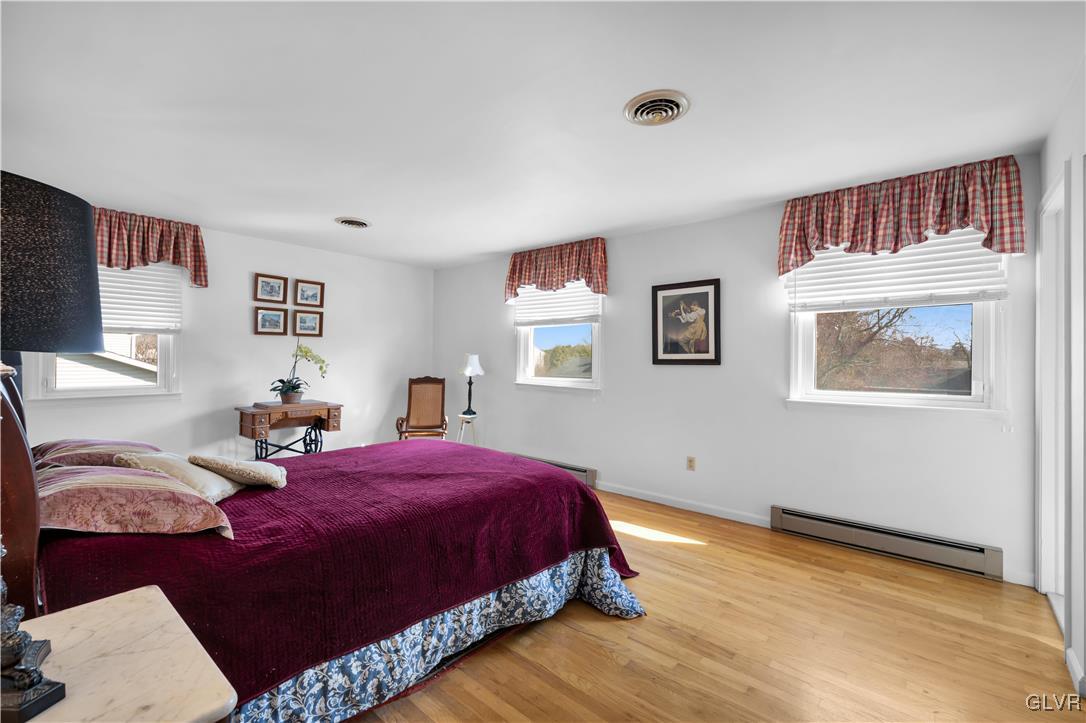 33 Alpine Drive Easton, PA 18045 - Photo 30 of 71 Master Bedroom