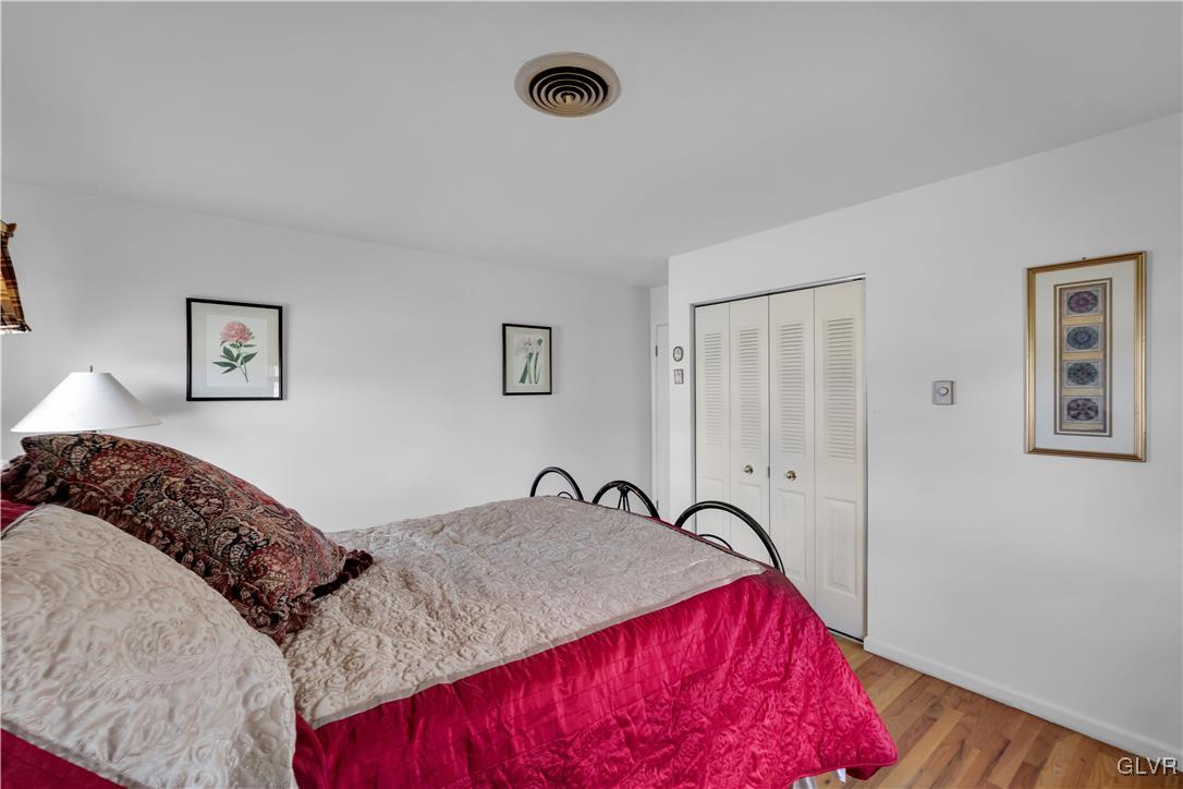 33 Alpine Drive Easton, PA 18045 - Photo 37 of 71 Bedroom