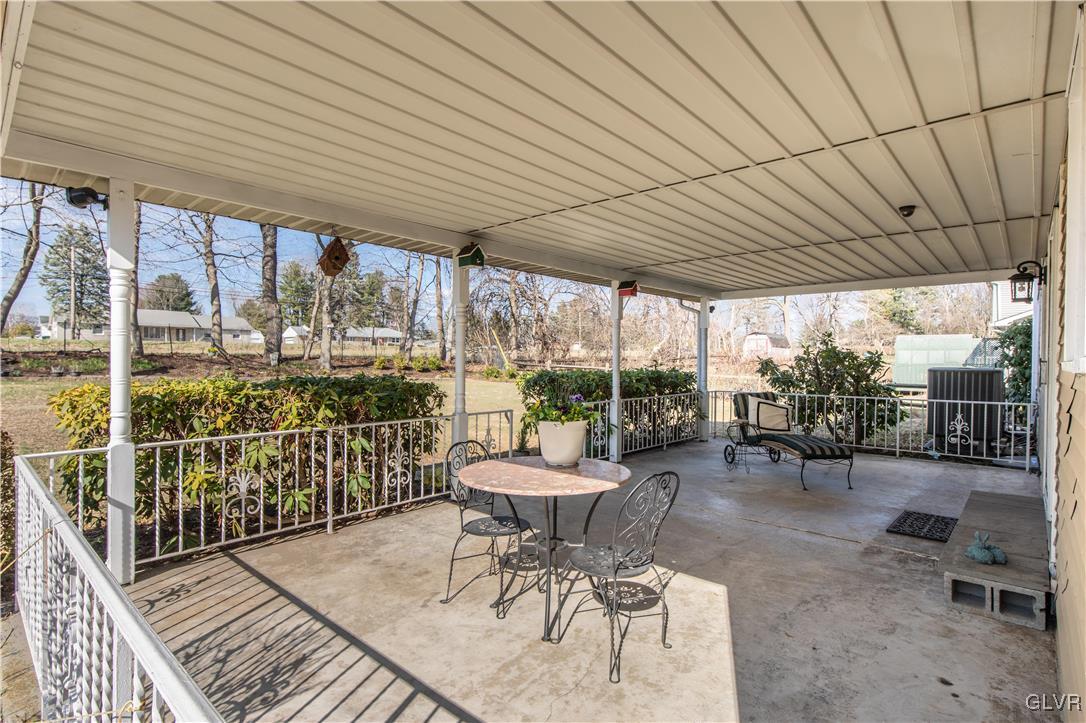 33 Alpine Drive Easton, PA 18045 - Photo 63 of 71 Covered Patio