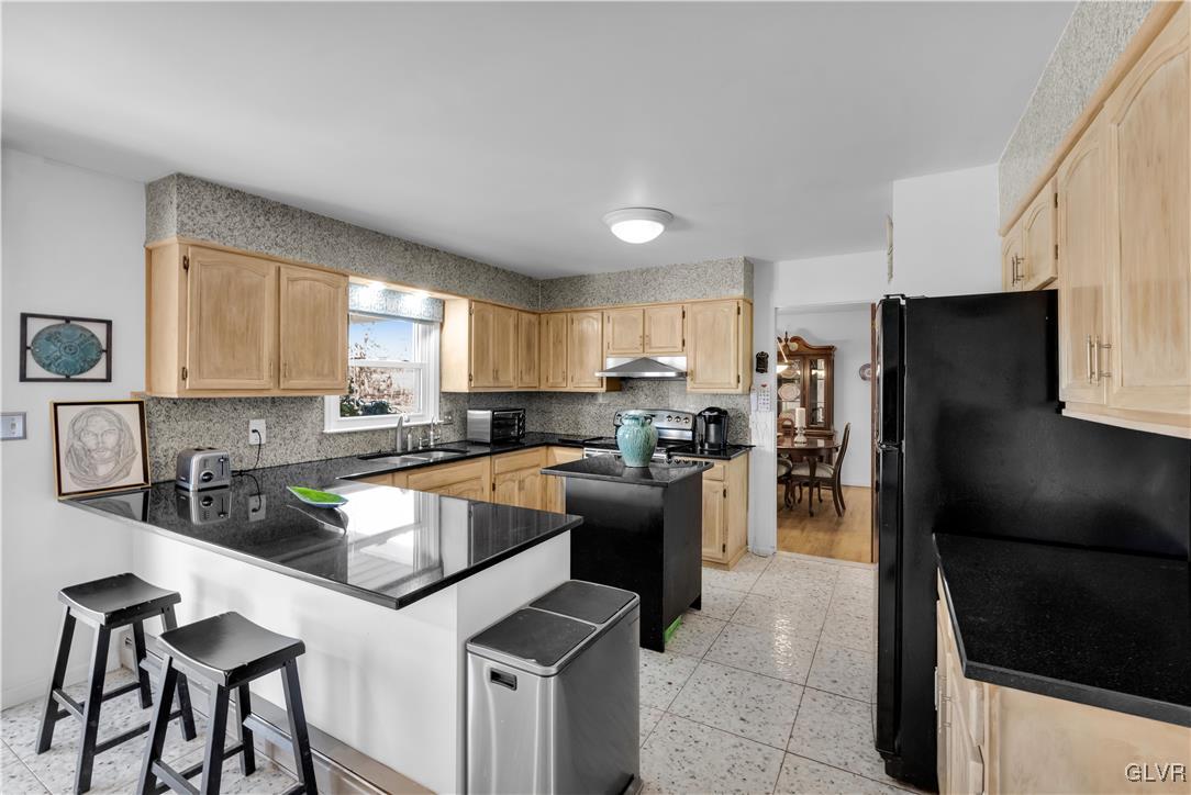 33 Alpine Drive Easton, PA 18045 - Photo 10 of 71 Kitchen