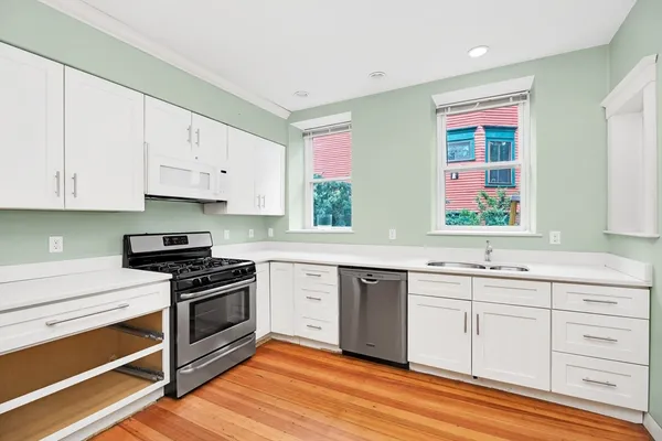 $5,400 | 79 Perkins Street, Unit 1, Boston, MA 02130