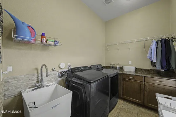 $890,210 | 11725 Paradise View Drive, Sparks, NV 89441