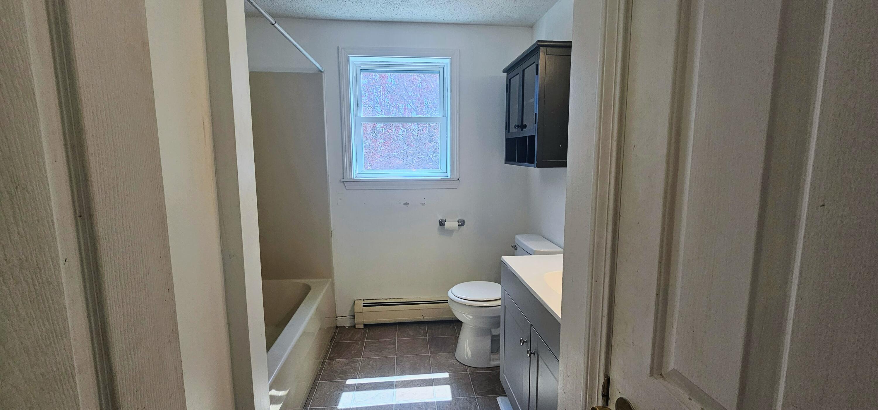 8 Cornerbrook Circle Windham, ME 04062 - Photo 10 of 36 20250429_130743
