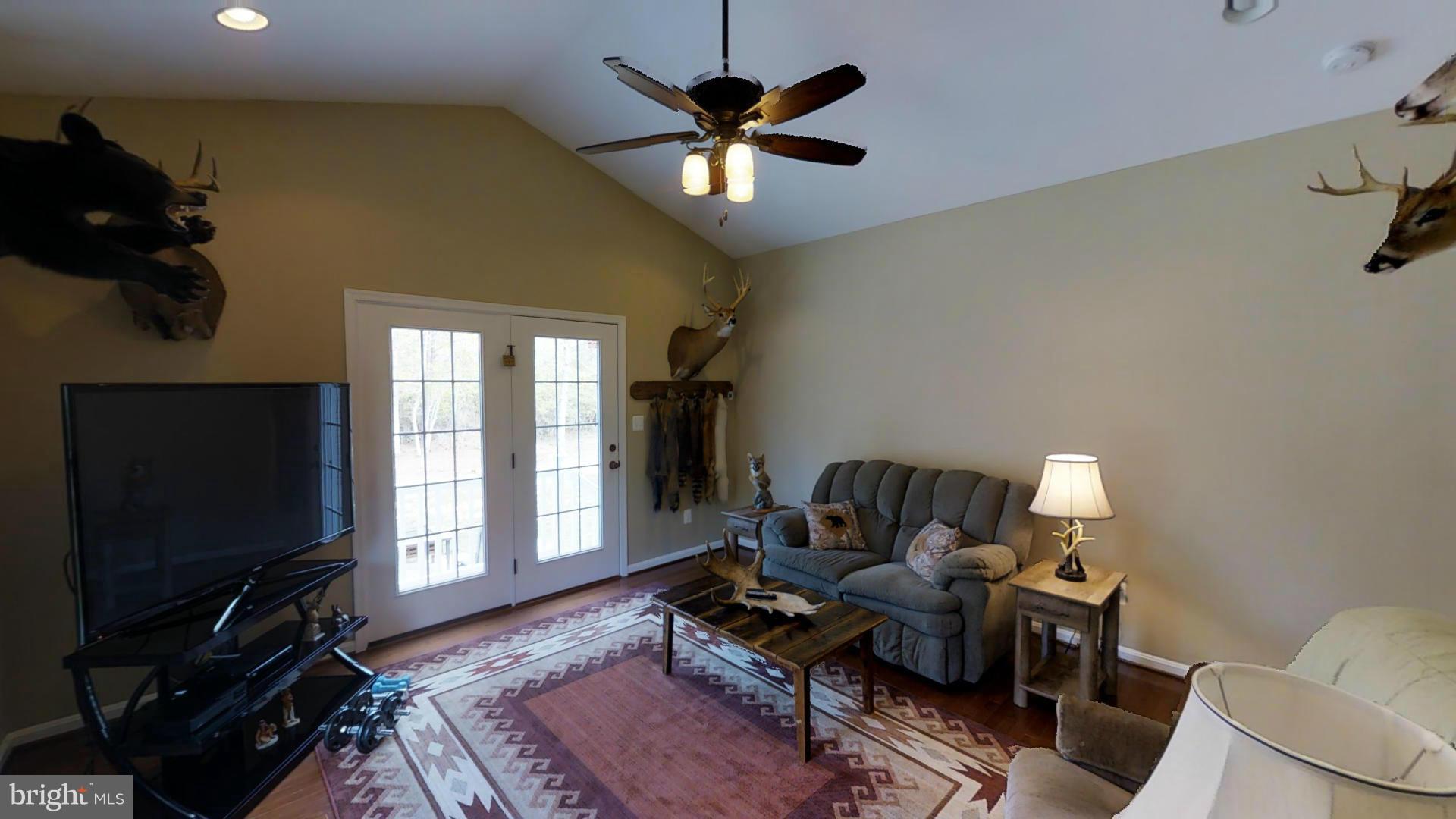 1922 Longfield Road Colonial Beach, VA 22443 - Photo 12 of 30 Interior (General)