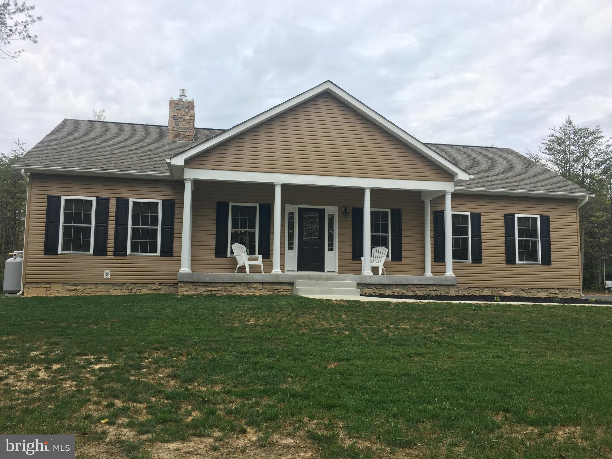 1922 Longfield Road Colonial Beach, VA 22443 - Photo 20 of 30 Exterior (Front)
