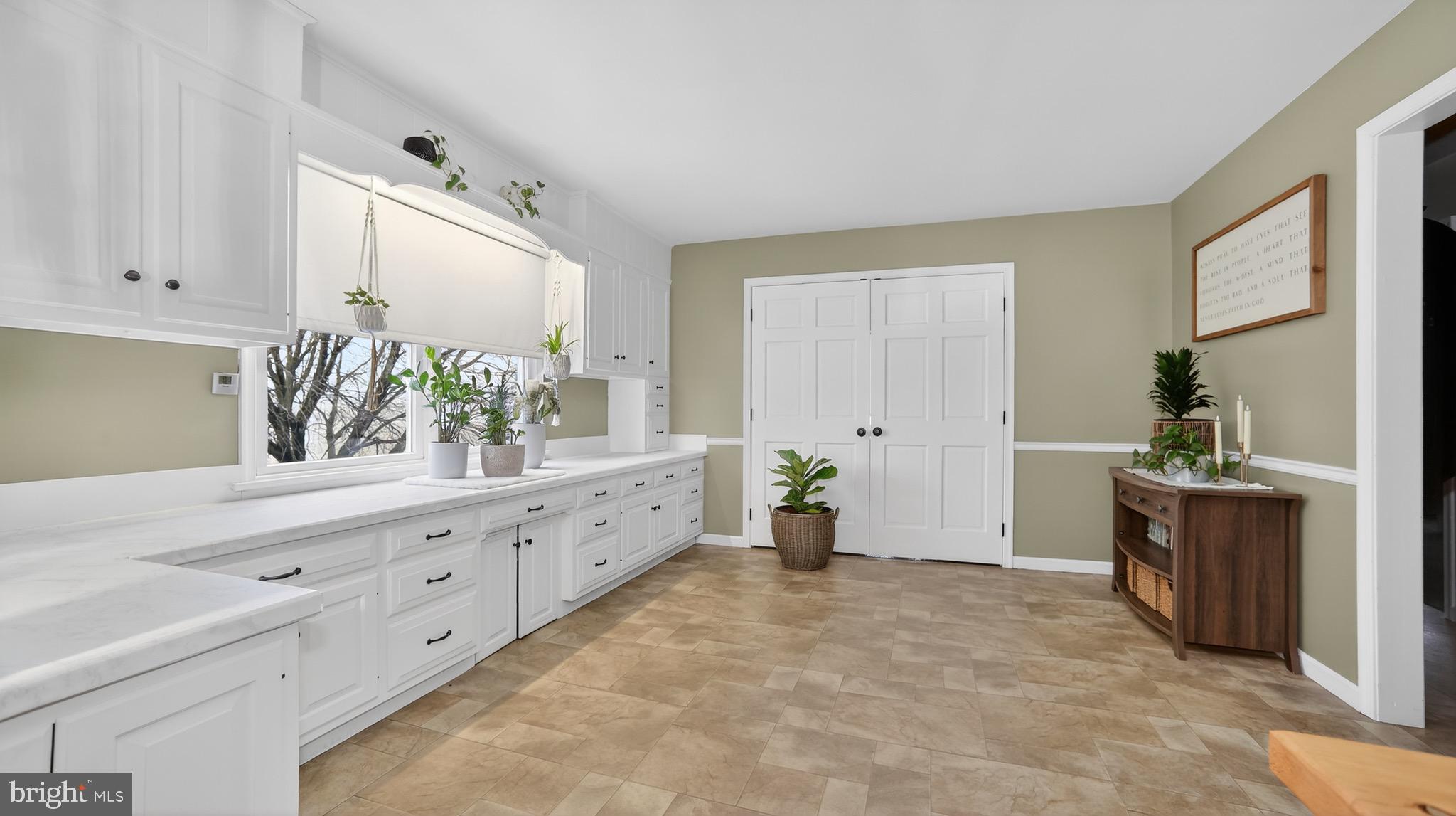 6142 Beaver Dam Road Narvon, PA 17555 - Photo 15 of 69