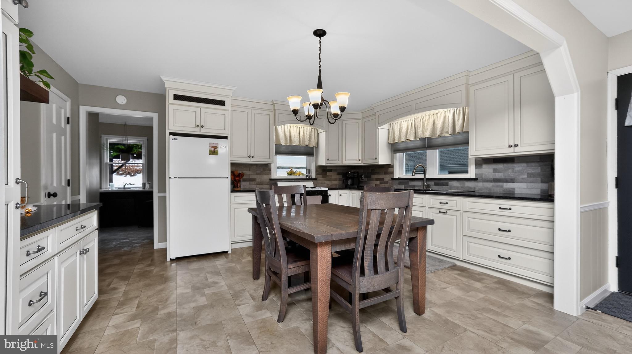 6142 Beaver Dam Road Narvon, PA 17555 - Photo 6 of 69