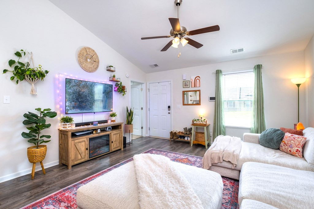 442 Conifer Street Sumter, SC 29154 - Photo 7 of 30 Gallery Image 7