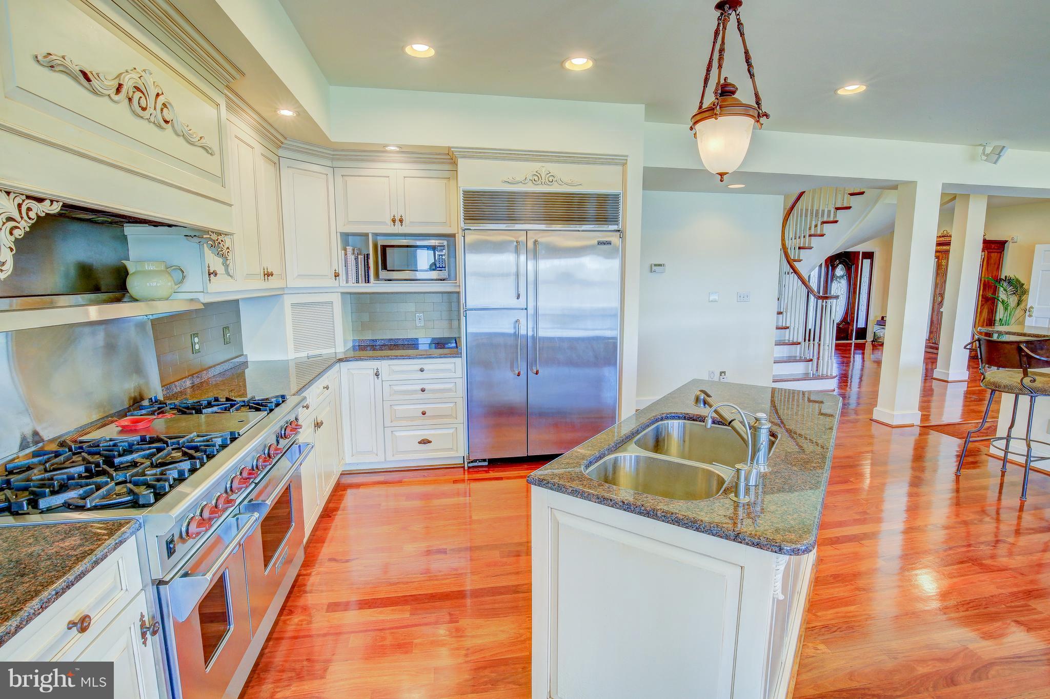 1727 Grandview Road Pasadena, MD 21122 - Photo 19 of 28 Kitchen