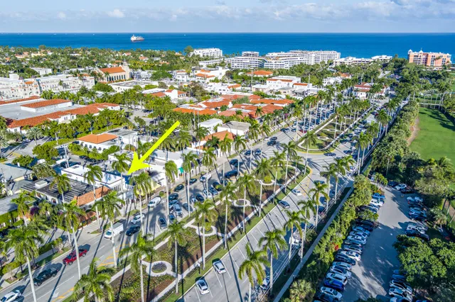 $15,000 | 261 Royal Poinciana Way, Palm Beach, FL 33480