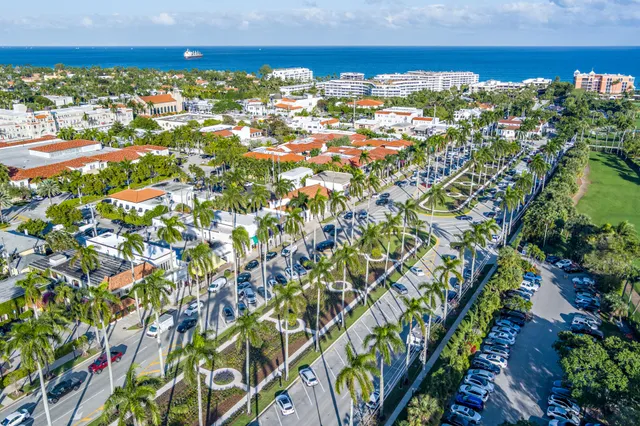 $15,000 | 261 Royal Poinciana Way, Palm Beach, FL 33480