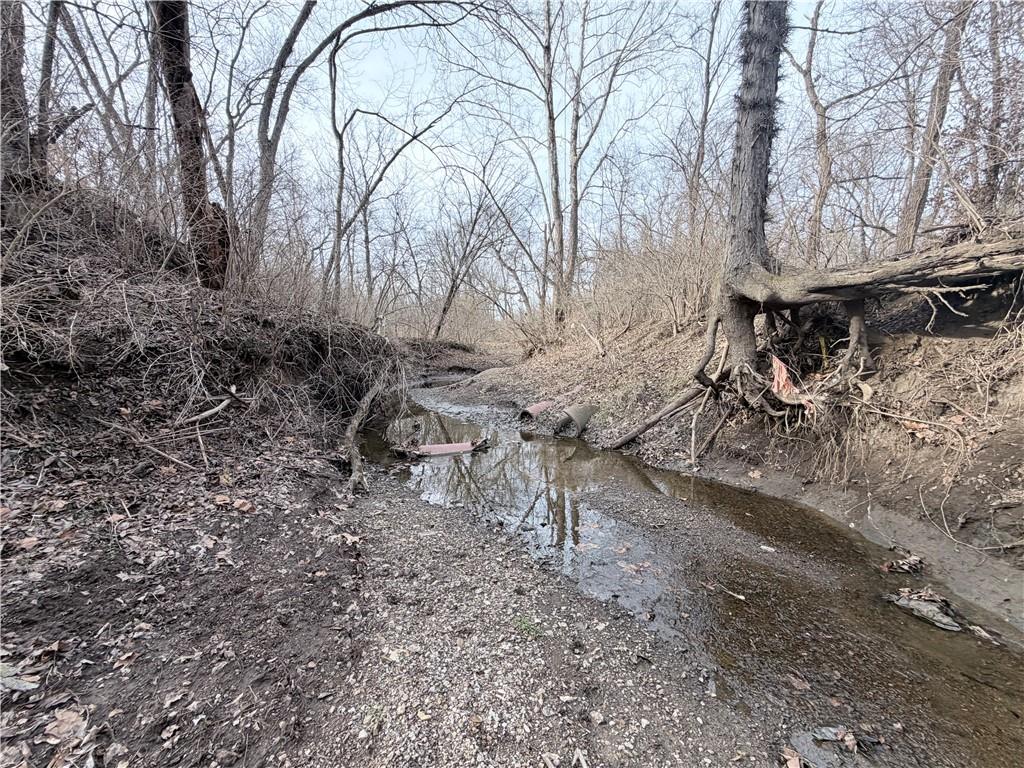 20401 East Bundschu Road Independence, MO 64056 - Photo 17 of 28