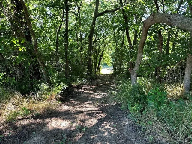 $142,500 | 20401 East Bundschu Road, Independence, MO 64056