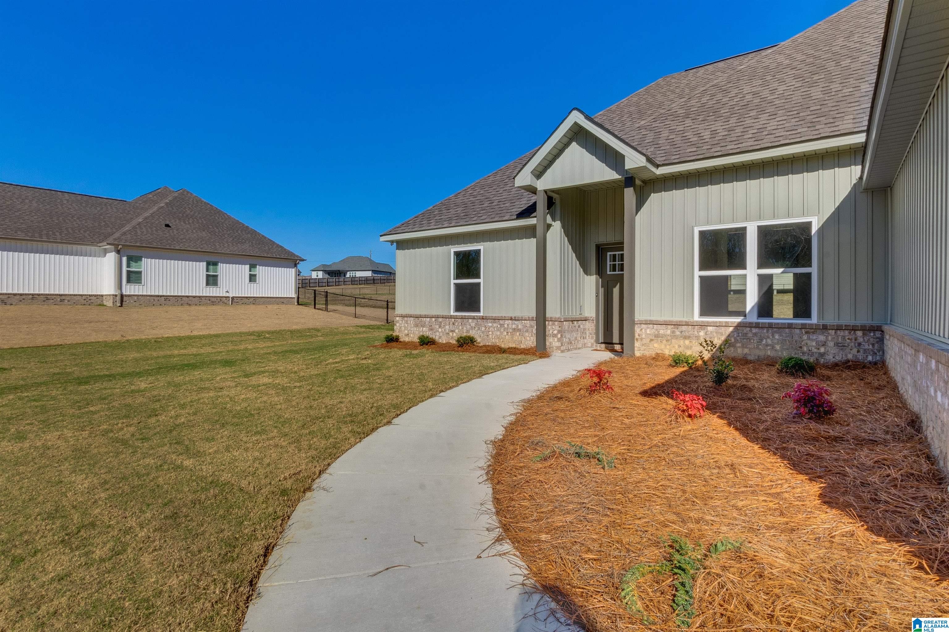 834 New Style Circle Clanton, AL 35045 - Photo 5 of 45