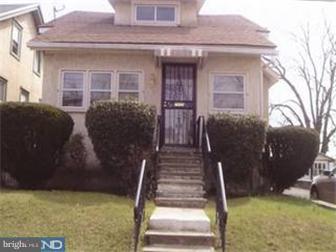 421 Kent Road Upper Darby, PA 19082 - Photo 1 of 6