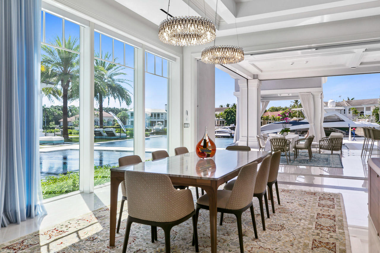 377 Eagle Drive Jupiter, FL 33477 - Photo 10 of 40 Dining Area