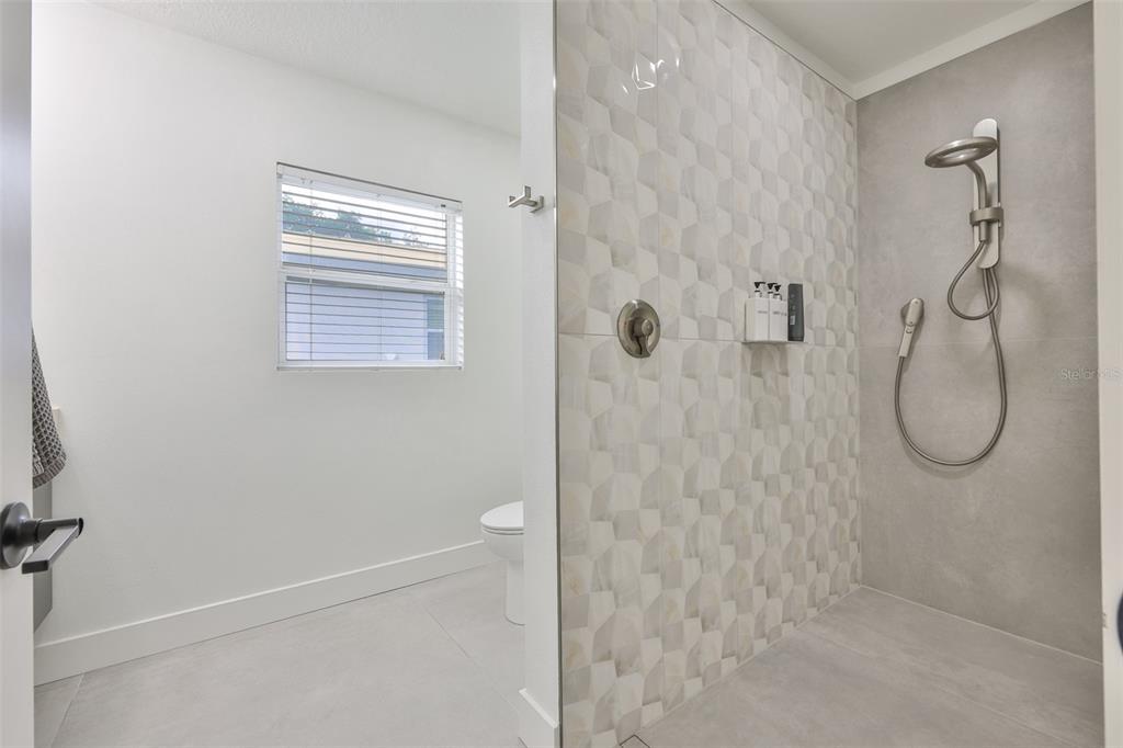 387 12th Avenue Indian Rocks Beach, FL 33785 - Photo 29 of 42