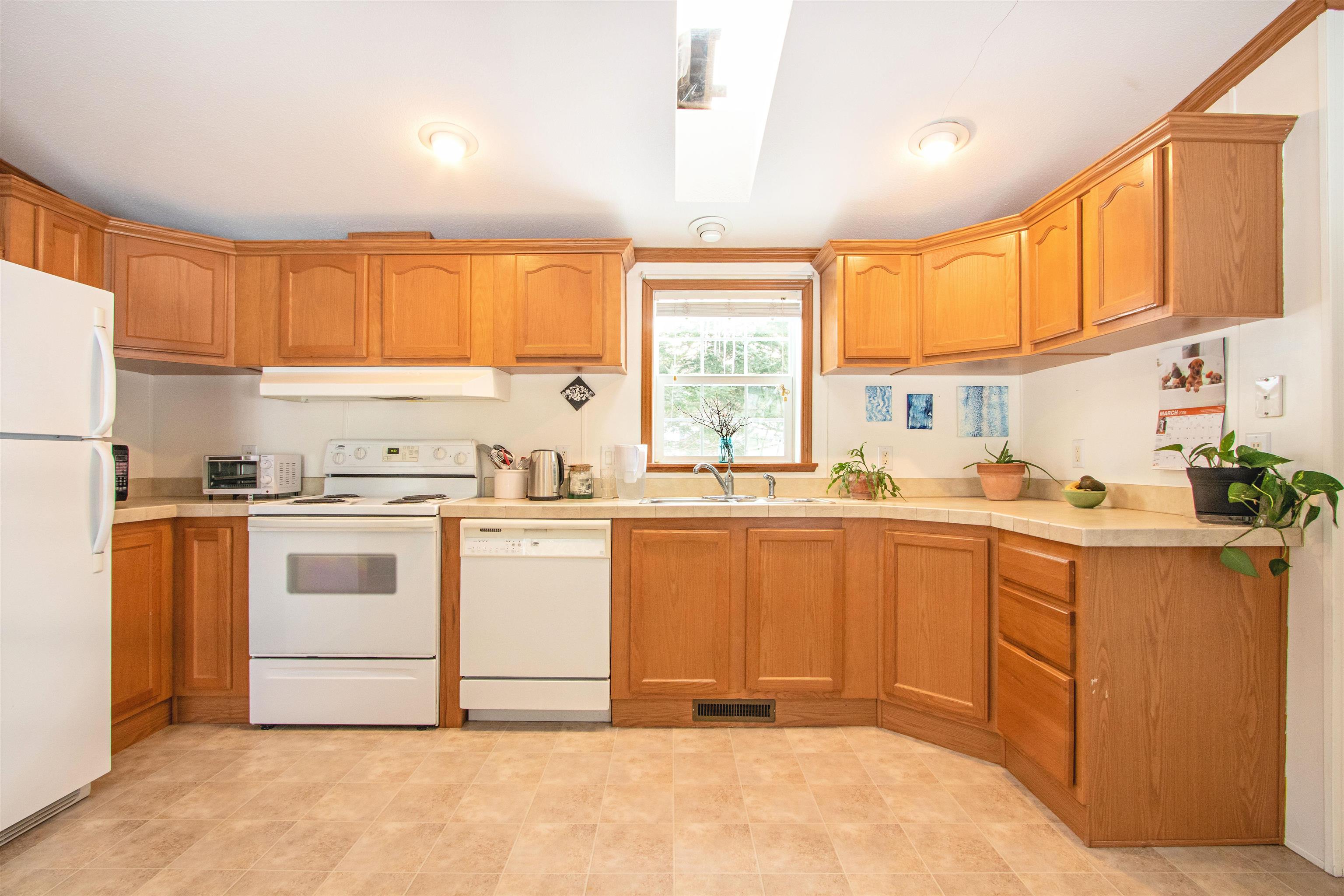 83 Bluebird Lane Lyndon, VT 05851 - Photo 5 of 32