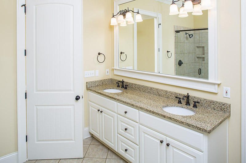 701 Cunningham Street Charleston, SC 29492 - Photo 12 of 27 Master Bath