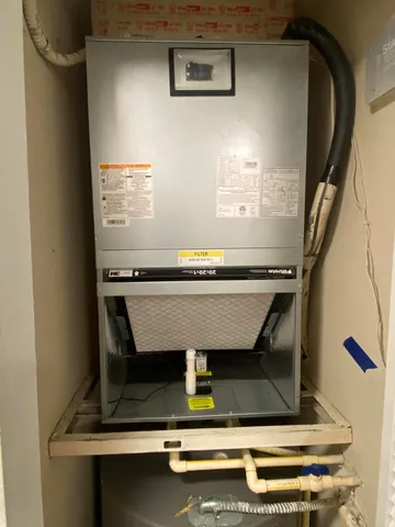 $279,999 | 6511 Emerald Dunes Drive, Unit 208, West Palm Beach, FL 33411