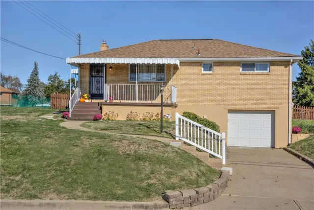 $269,900 | 230 Lenore Drive, McKees Rocks, PA 15136