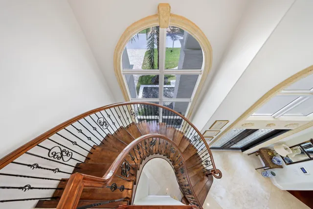 a outdoor view with a sitting space