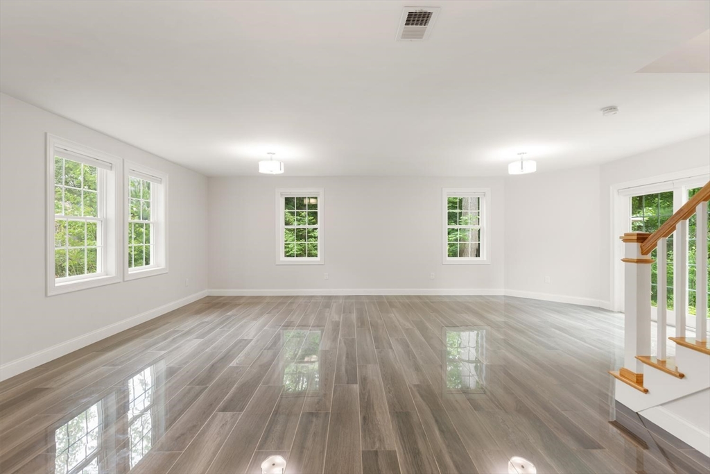 1295 Main Street Reading, MA 01867 - Photo 20 of 29