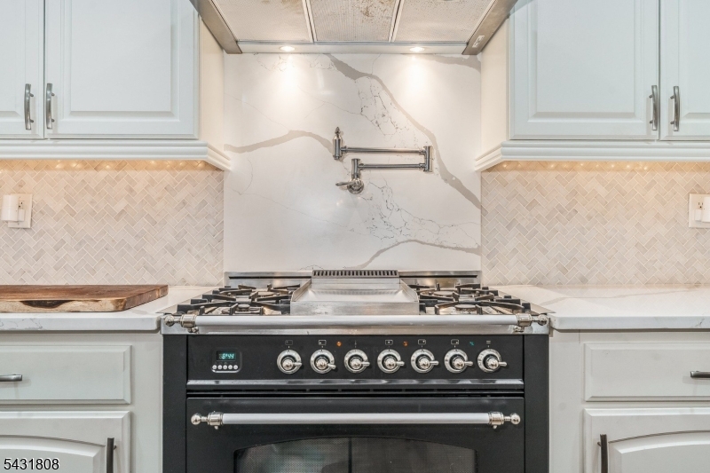97 Union Road Frenchtown, NJ 08825 - Photo 7 of 48