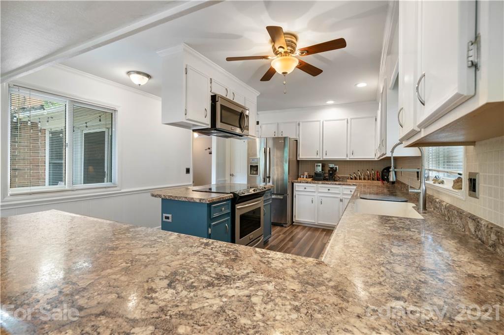 599 Lynn Road Oakboro, NC 28129 - Photo 6 of 36 Gallery Image 6