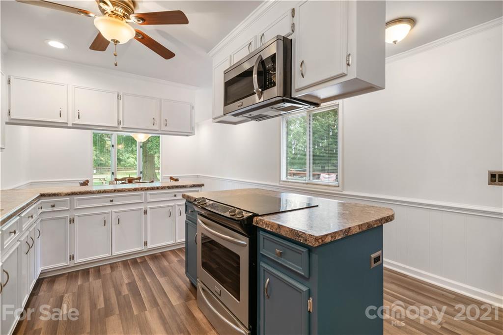 599 Lynn Road Oakboro, NC 28129 - Photo 10 of 36 Gallery Image 10