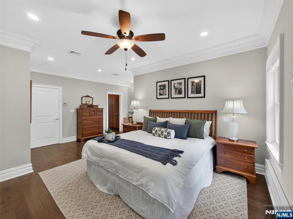 444 Lake Road Wyckoff, NJ 07481 - Photo 23 of 50