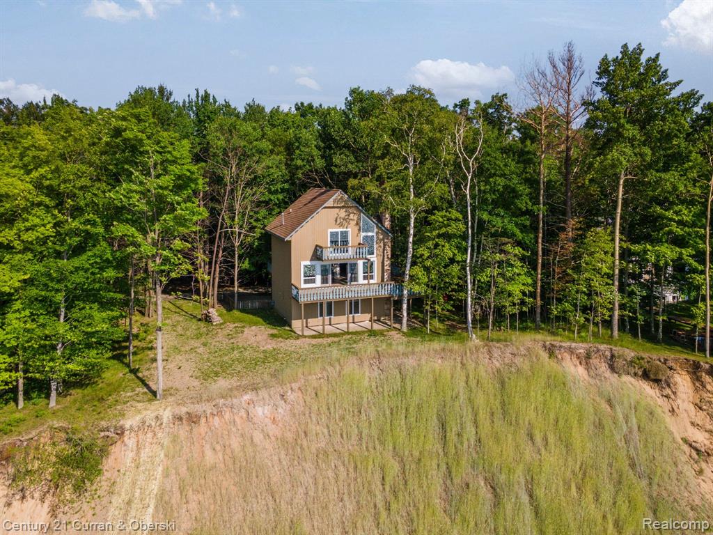 5018 West Fox Farm Road Manistee, MI 49660 - Photo 6 of 87