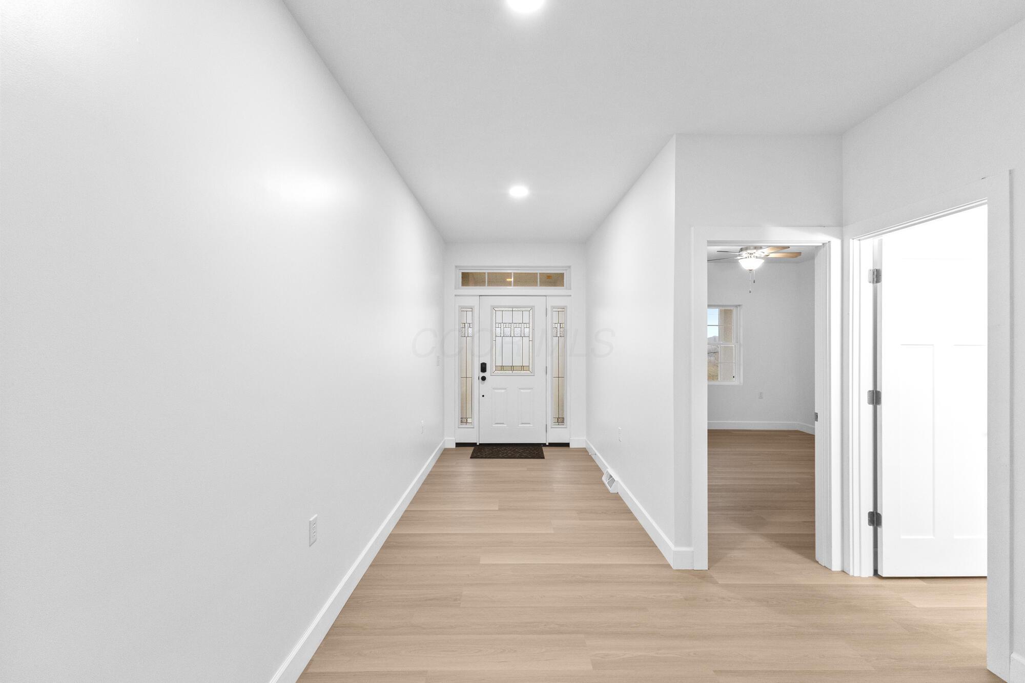 15066 Monroe Mills Road Howard, OH 43028 - Photo 4 of 54