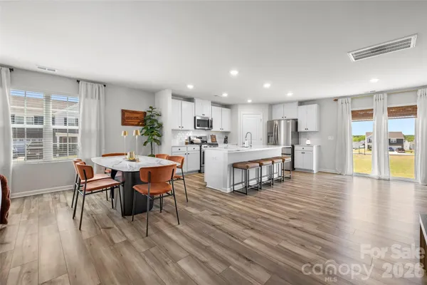 $359,900 | 1210 Old Ft Drive, Edgemoor, SC 29712