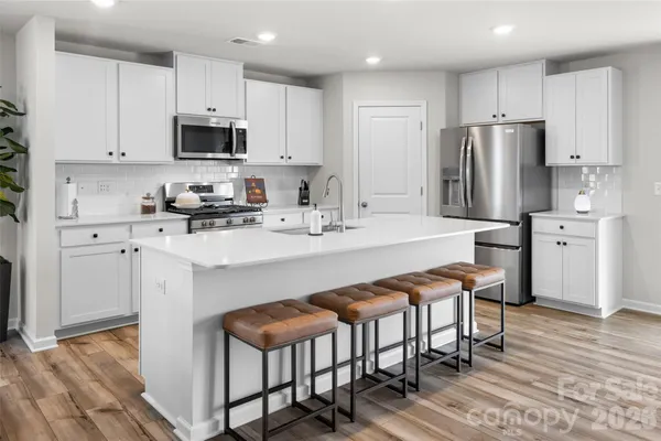 $359,900 | 1210 Old Ft Drive, Edgemoor, SC 29712