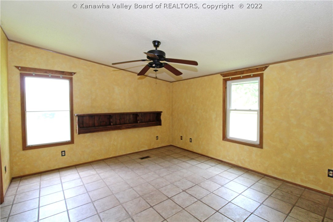 723 Dupont Road Poca, WV 25159 - Photo 14 of 18 Gallery Image 14