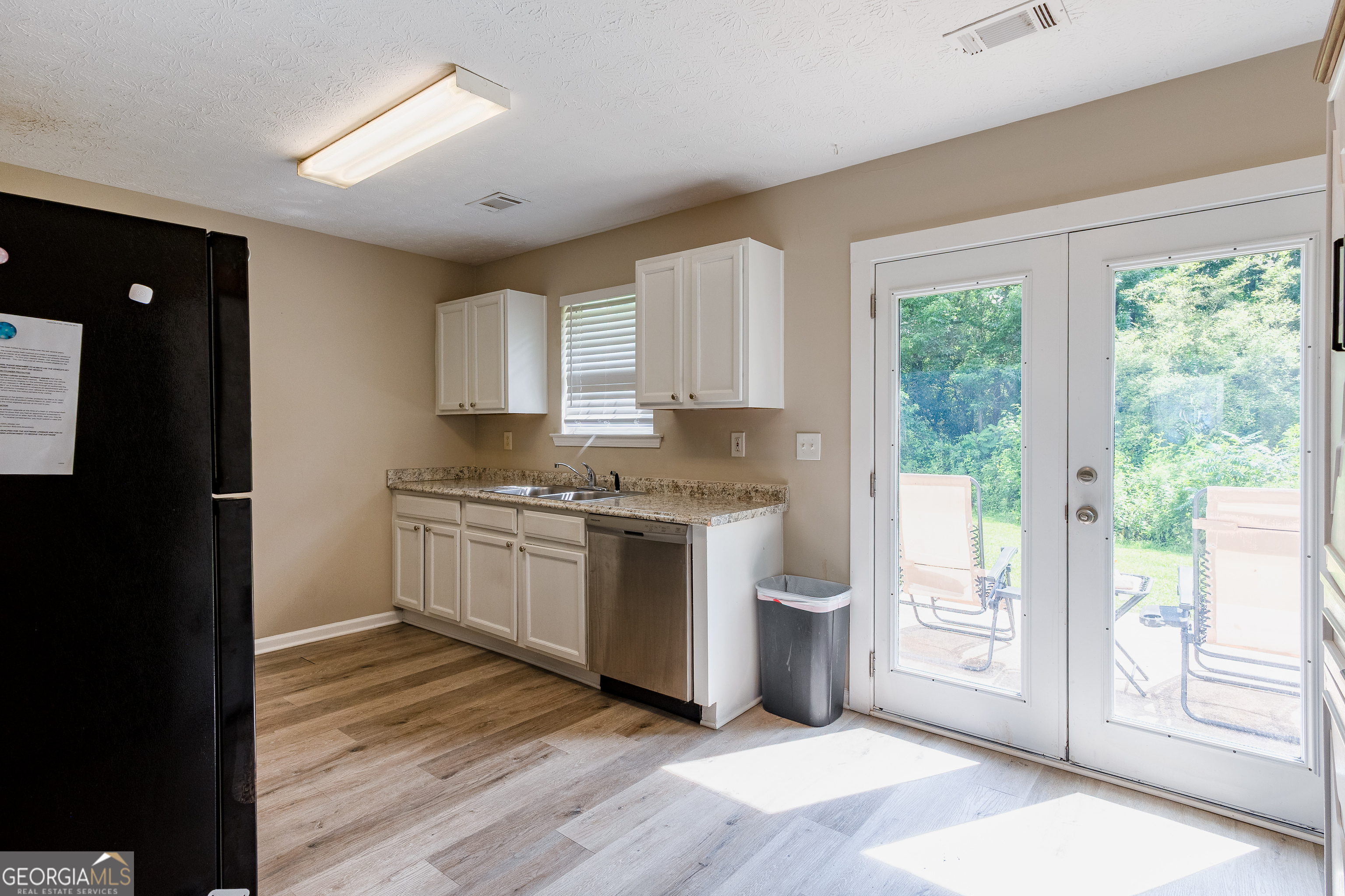 372 Mccart Road McDonough, GA 30252 - Photo 3 of 5
