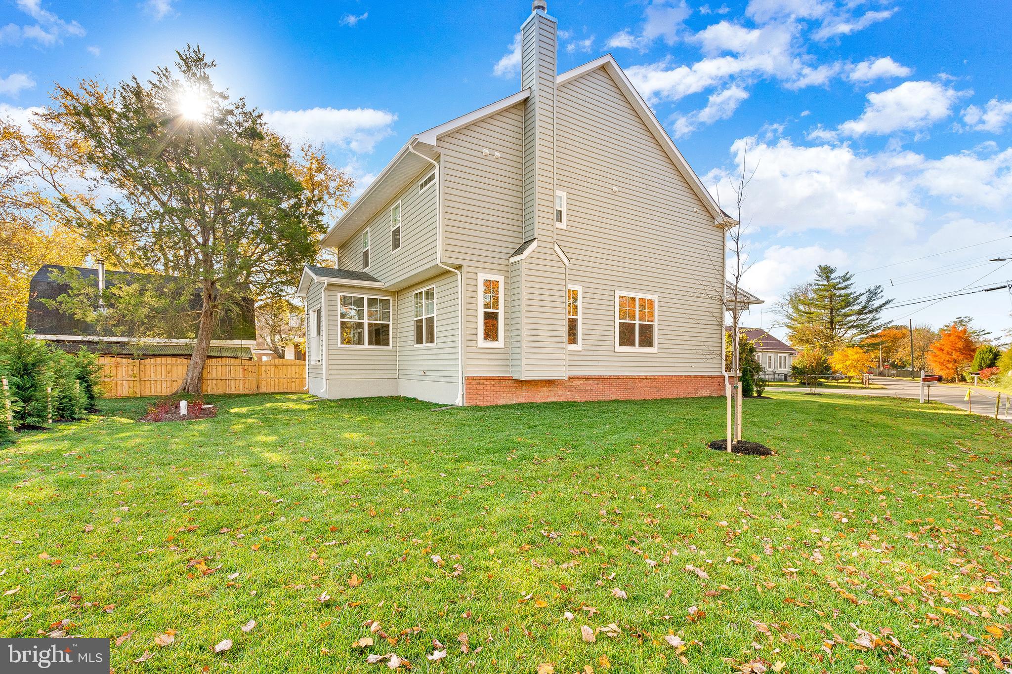 939 Marzoff Road Deale, MD 20751 - Photo 4 of 56 SIDE OF HOME