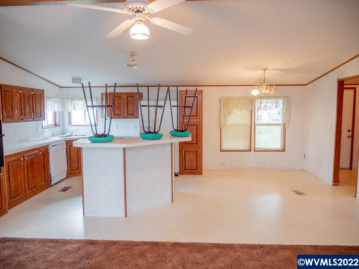 30286 Horseshoe Loop Lebanon, OR 97355 - Photo 5 of 18 Gallery Image 5
