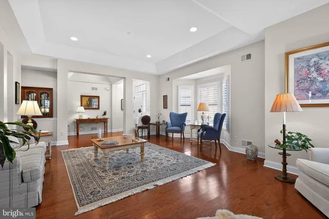 $675,000 | 2 Conifer Court, Princeton, NJ 08540